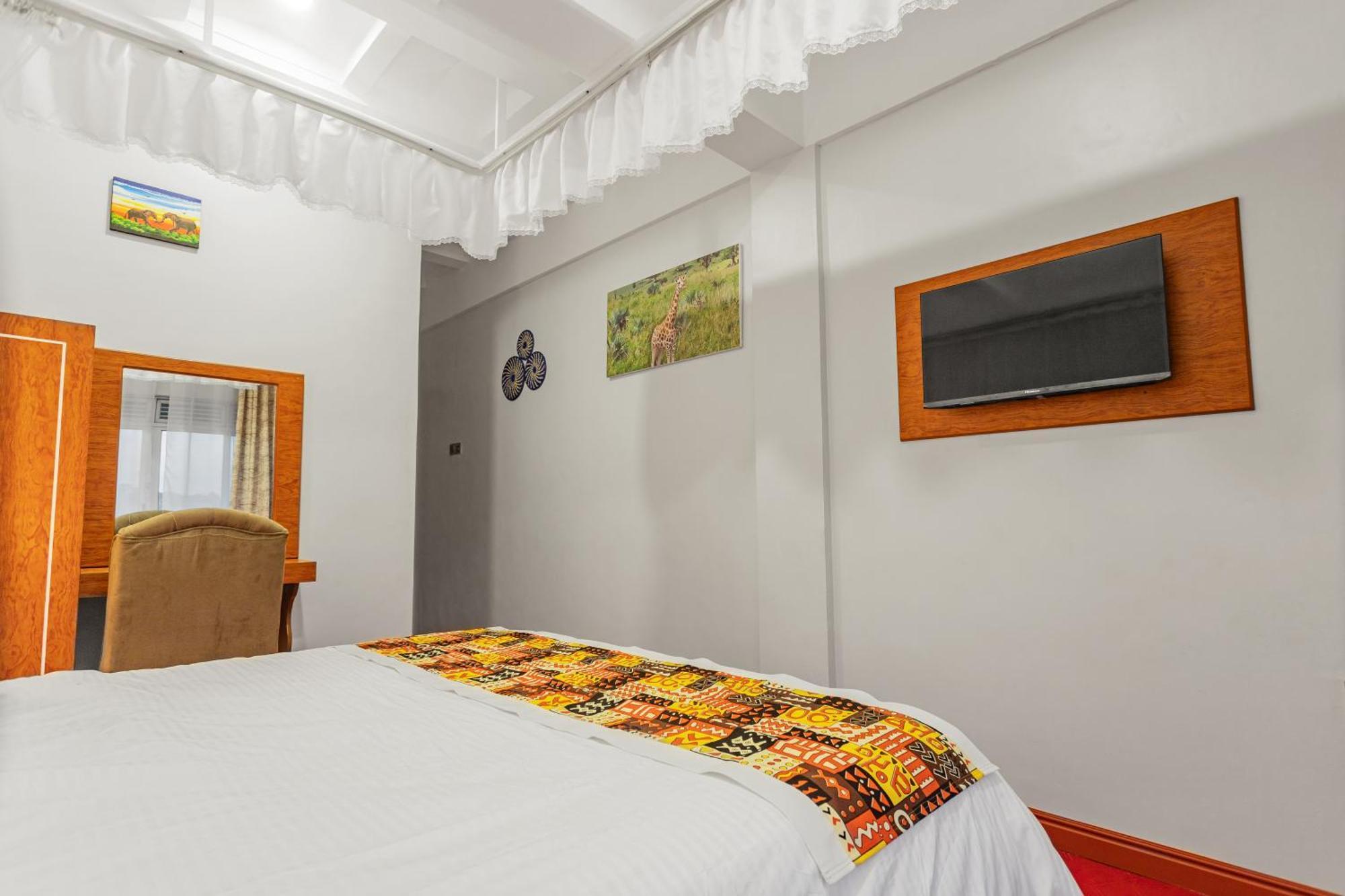 Ambrosia Heights Entebbe Hotel Exterior photo
